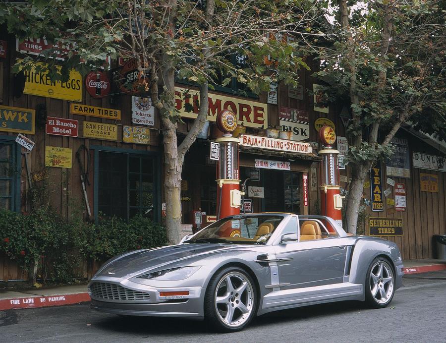  Aston Martin 2020 Concept 2001 года  (фото 6 из 15)